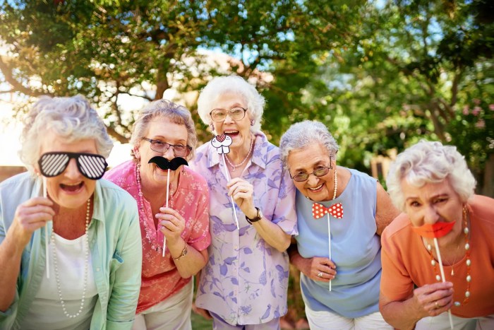 Fun outdoor activities for seniors who enjoy staying active